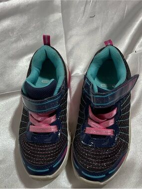 Girls Navy and Pink Lightweight Athletic Sneakers